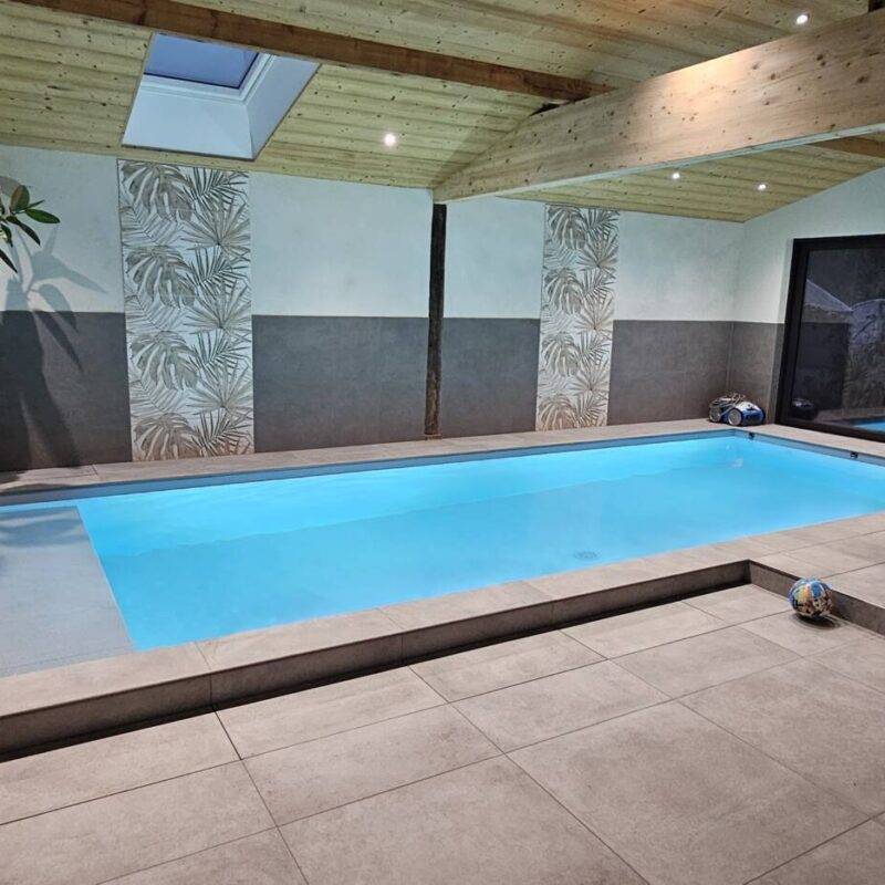 L&#8217;eau: piscine et bassin Barr 2